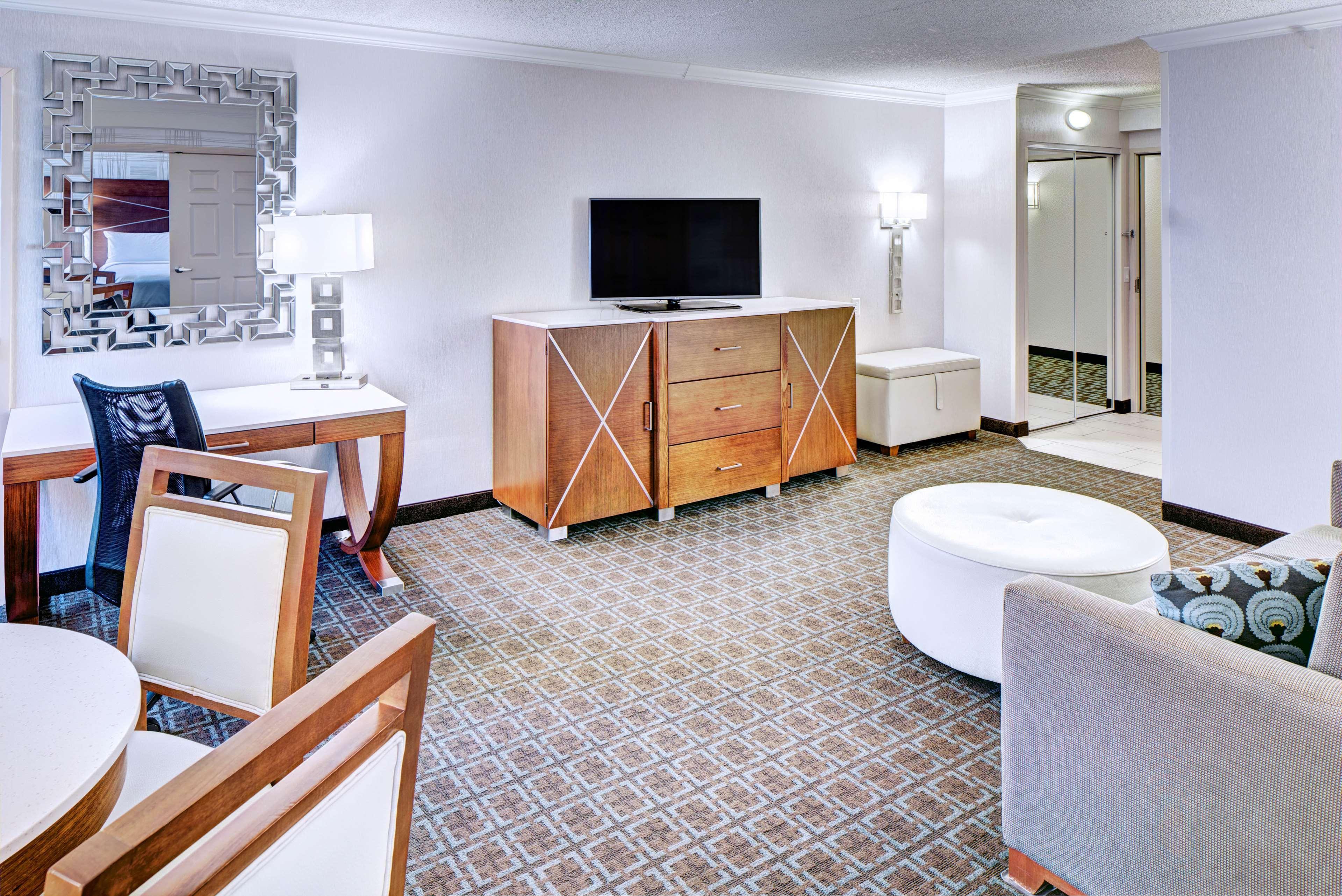 Doubletree By Hilton Madison Downtown Otel Dış mekan fotoğraf