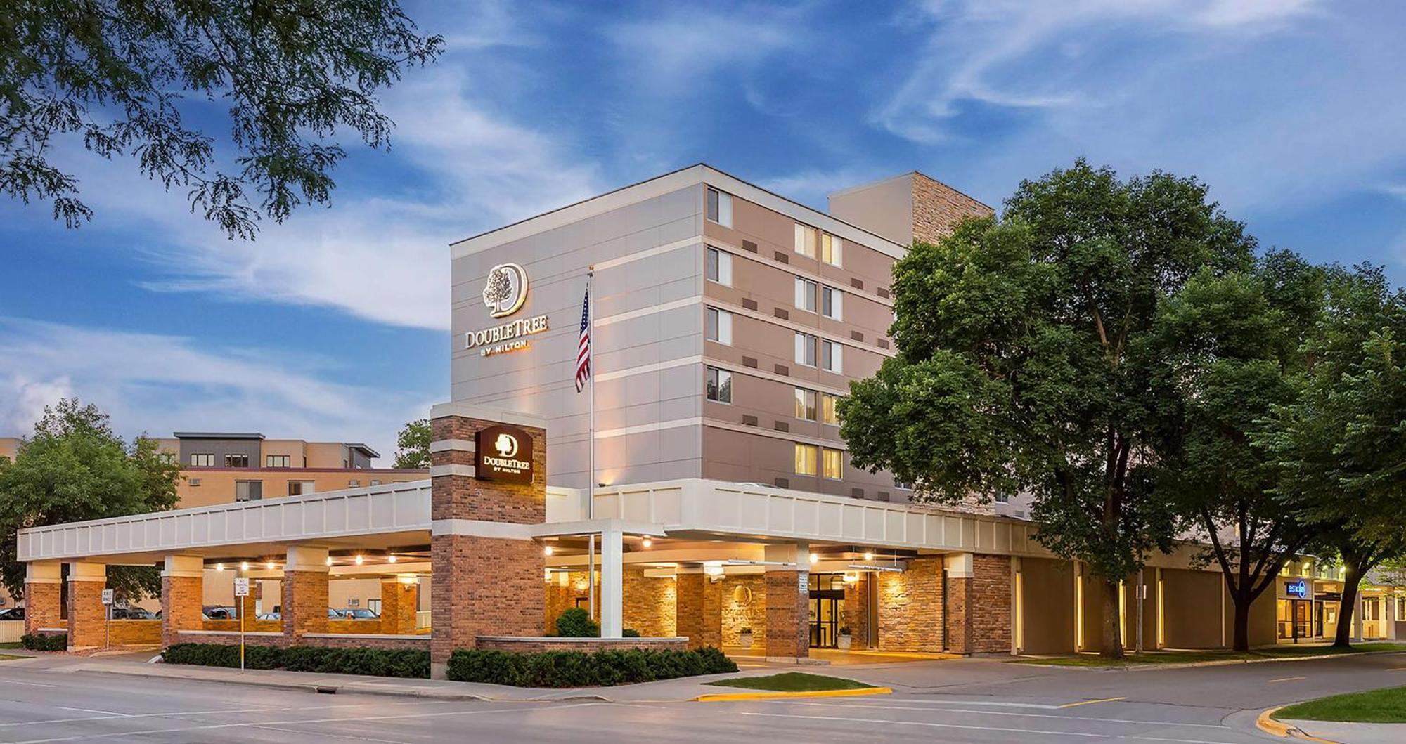 Doubletree By Hilton Madison Downtown Otel Dış mekan fotoğraf